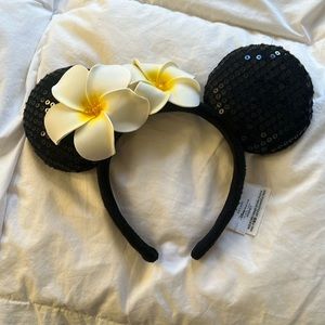 Disney Aulani flower ears